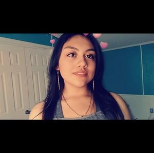 Meet your Posher, Joana